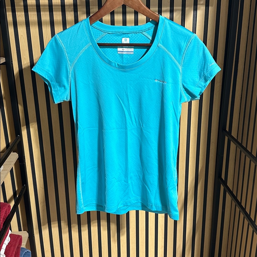 Columbia Women's Blue Top